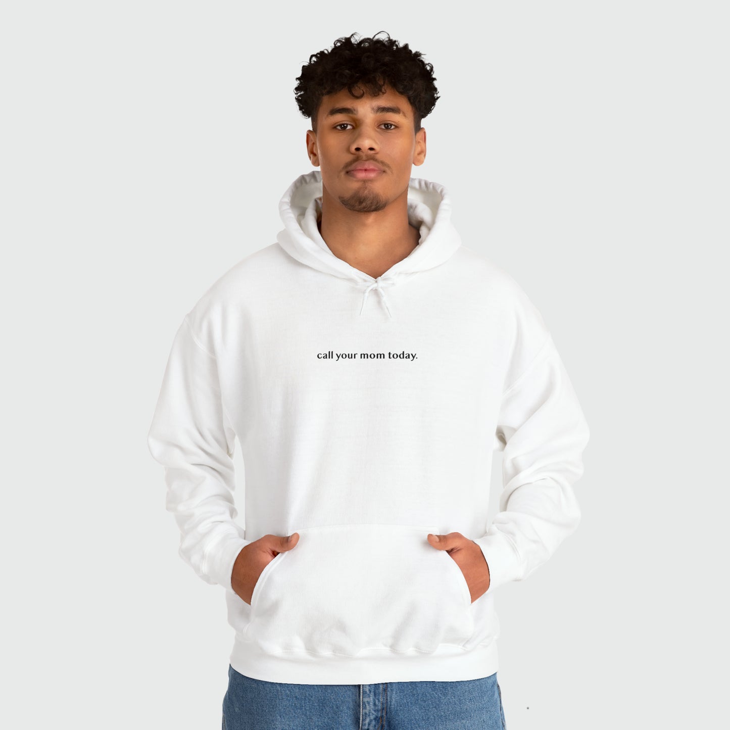 llama a tu mamá hoy. sudadera unisex